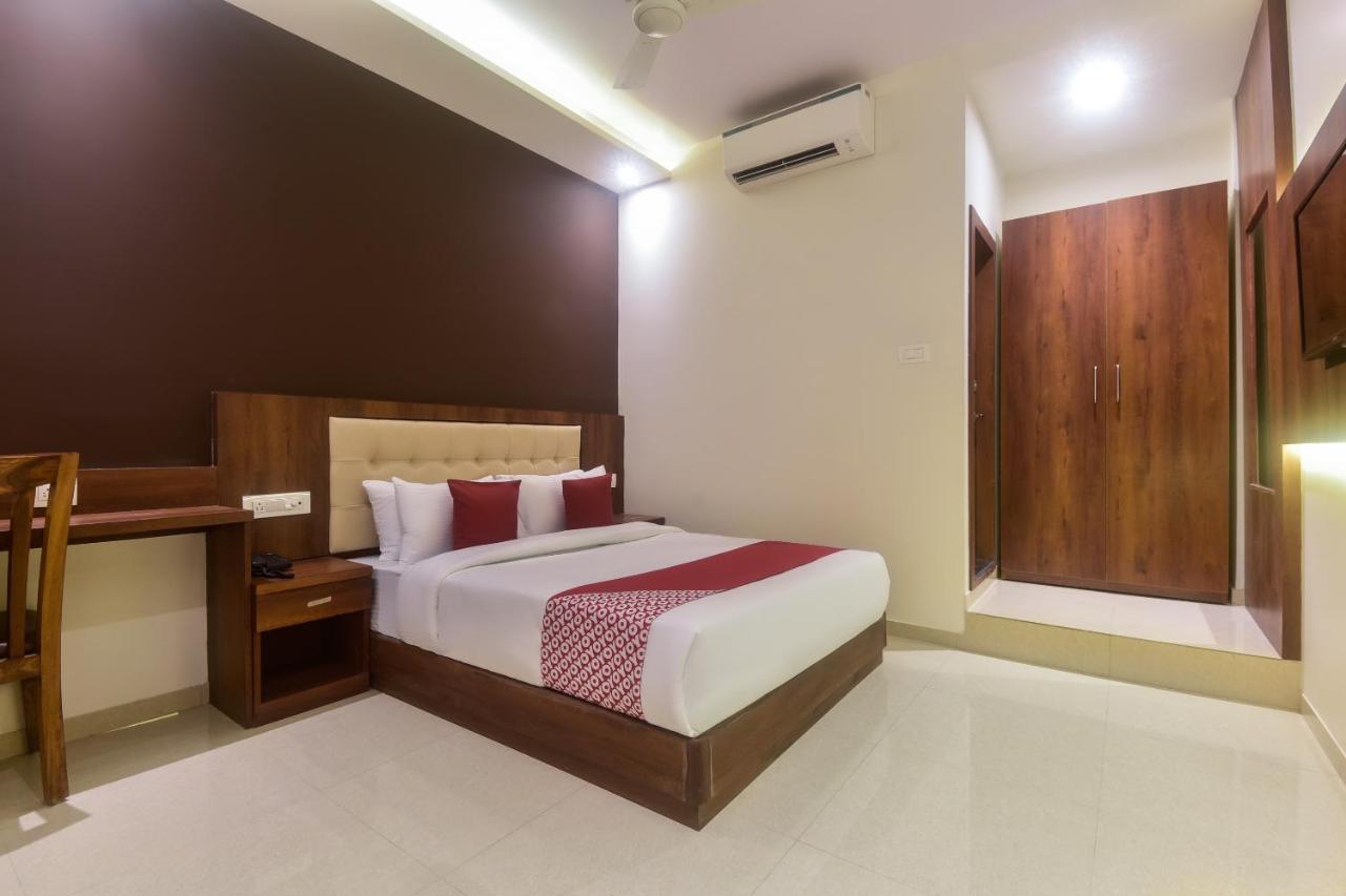 Oyo Shubham Residency Hotel Bhiwandi Exterior photo